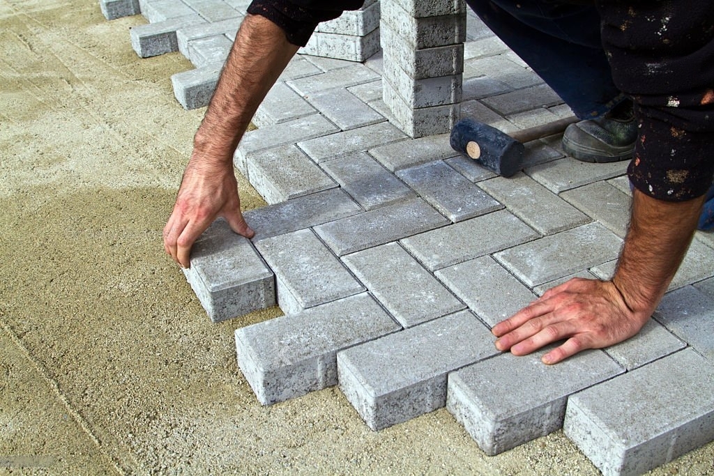 DIY easys paver patio