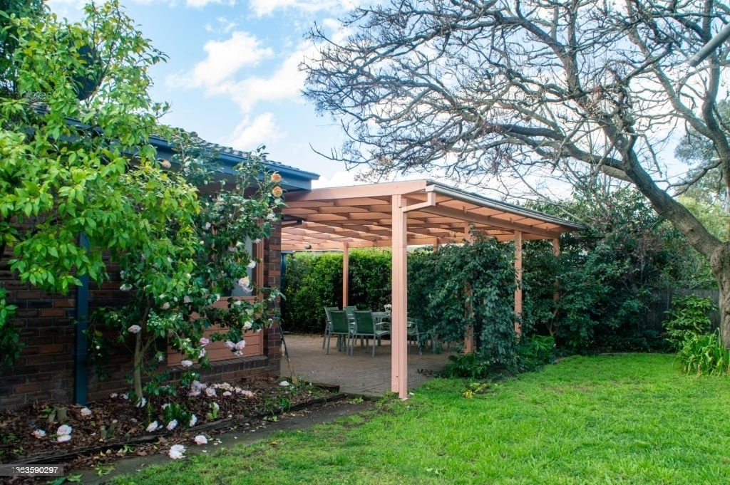 covered pergola