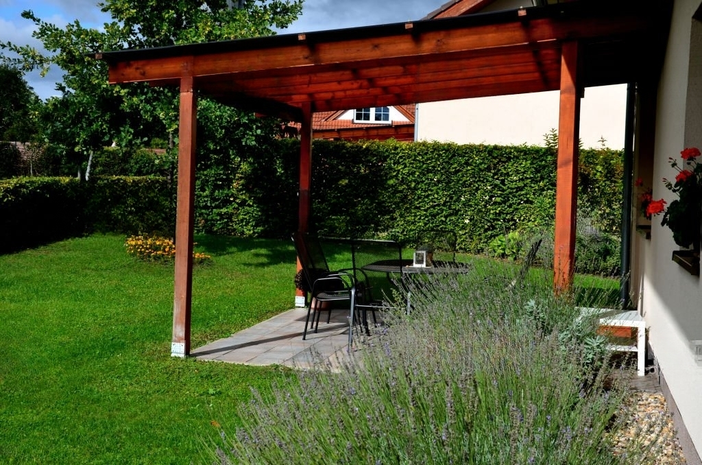 pergola canopy